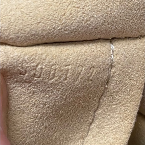 Louis Vuitton Galliera PM - Picture 11 of 14